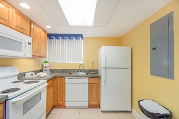 fantasy island resort daytona beach shores