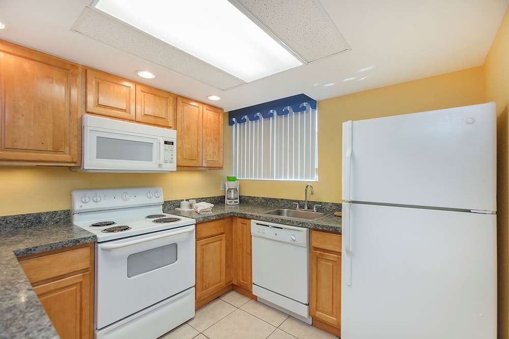 fantasy island resort daytona beach shores