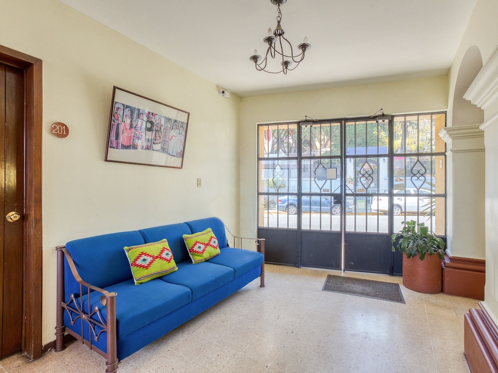 capital o parador crespo hotel oaxaca