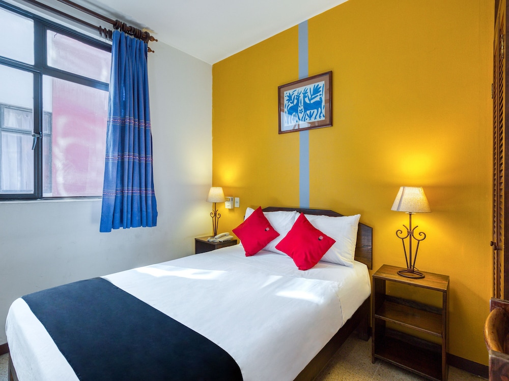 capital o parador crespo hotel oaxaca