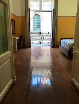 hotel isabel