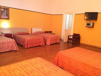 hotel isabel