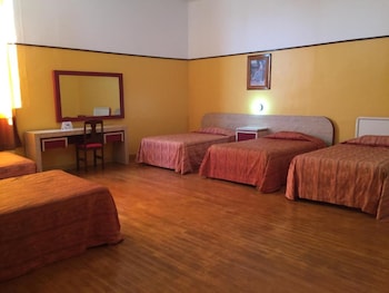 hotel isabel