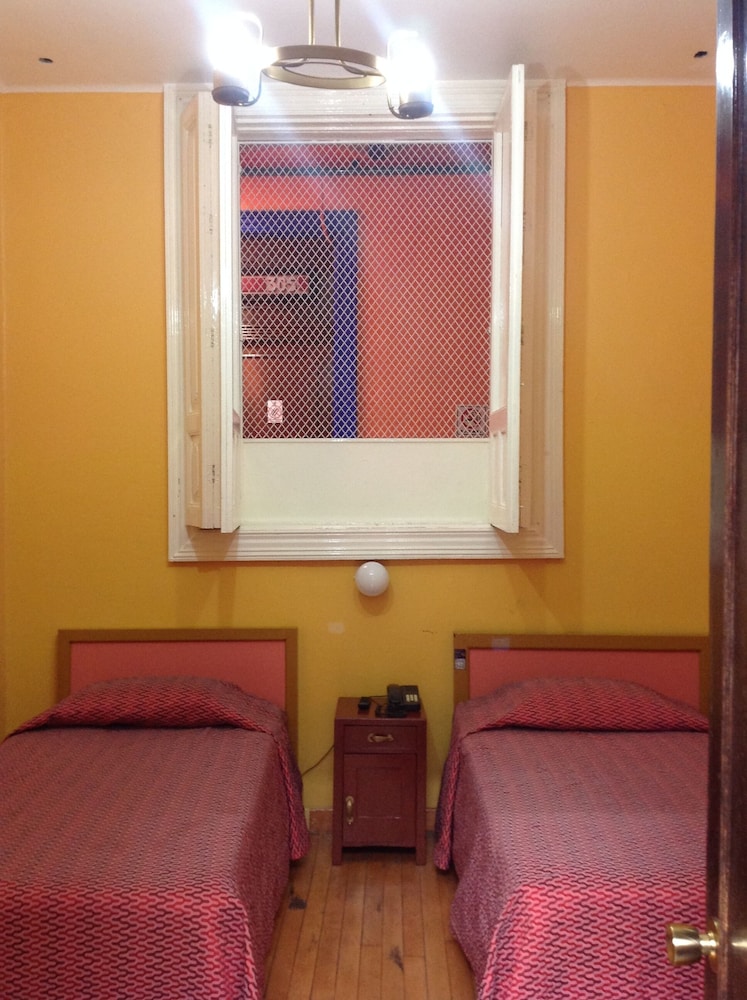 hotel isabel
