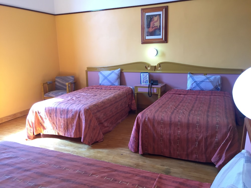 hotel isabel