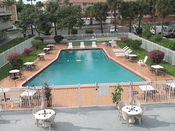 Boca Inn,Highland Beach>>Boca Raton,2 star