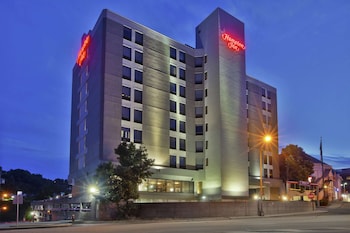 hampton inn pittsburgh university medical center