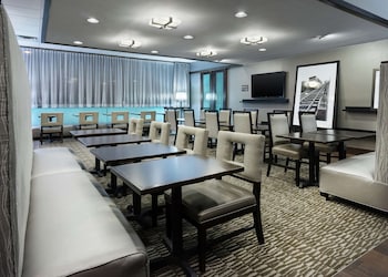 hampton inn pittsburgh university medical center