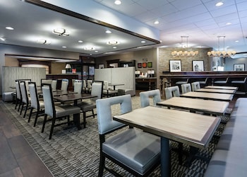 hampton inn pittsburgh university medical center