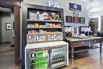 hampton inn pittsburgh university medical center