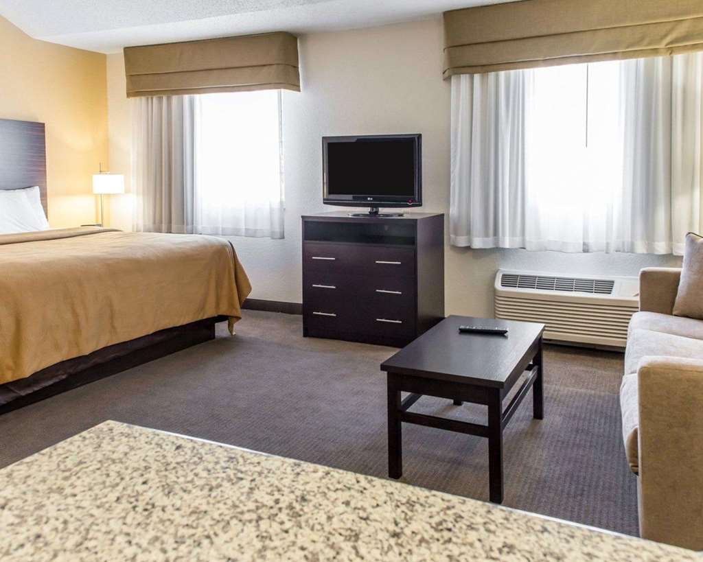 mainstay suites pittsburgh airport