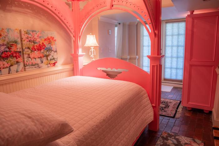 justine inn savannah