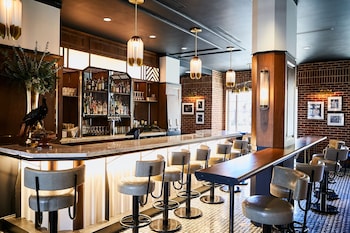 the alida savannah a tribute portfolio hotel