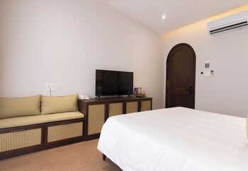 flower beachstay and coffee