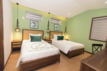 flower beachstay and coffee