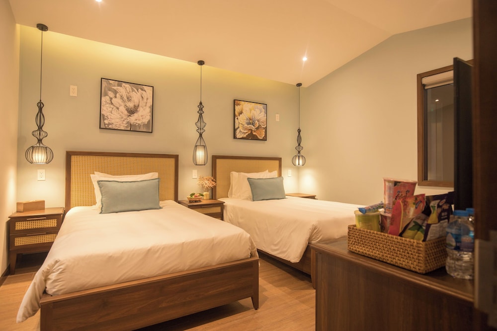 flower beachstay and coffee