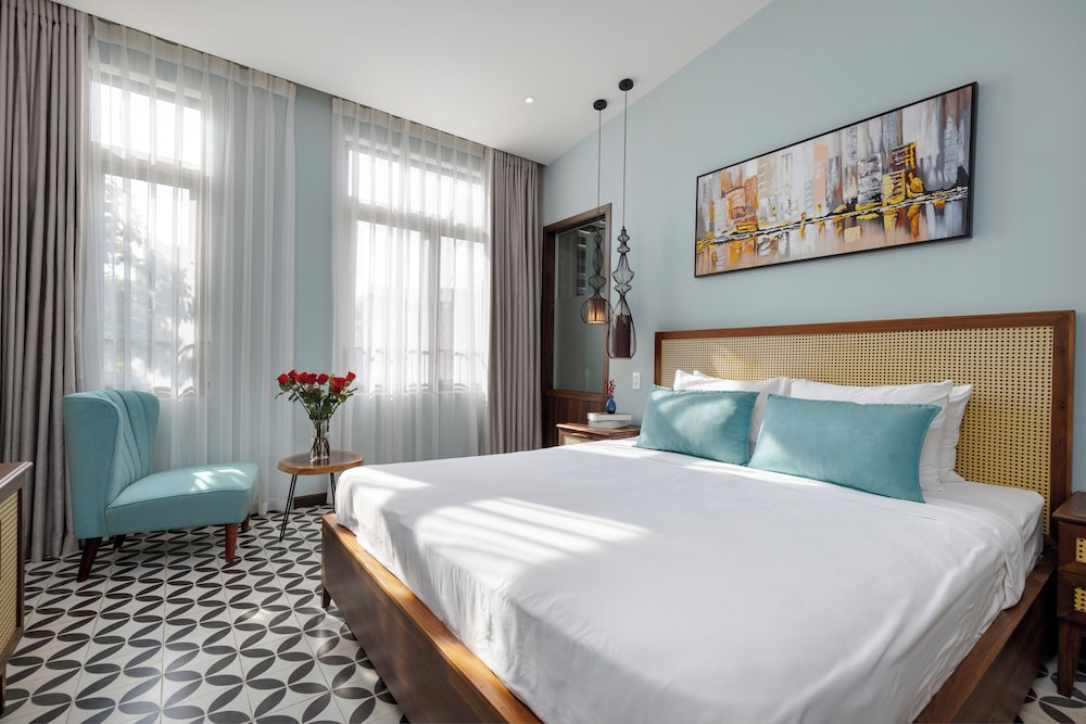 flower beachstay and coffee