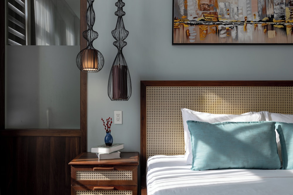 flower beachstay and coffee