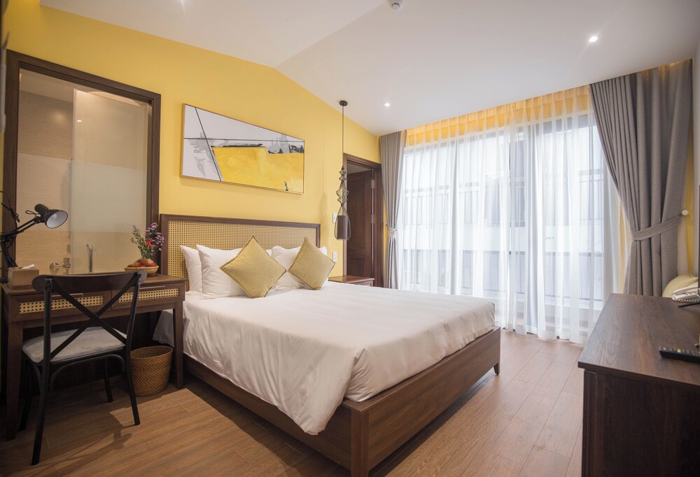 flower beachstay and coffee