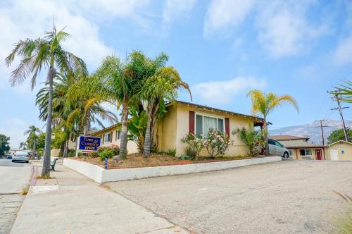 town and country inn