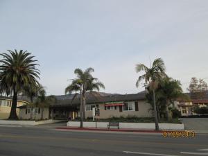 town and country inn