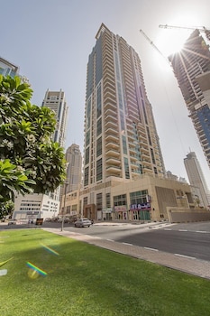 modern studio at royal oceanic jbr by deluxe holiday homes
