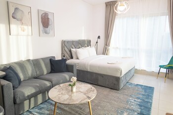 modern studio at royal oceanic jbr by deluxe holiday homes