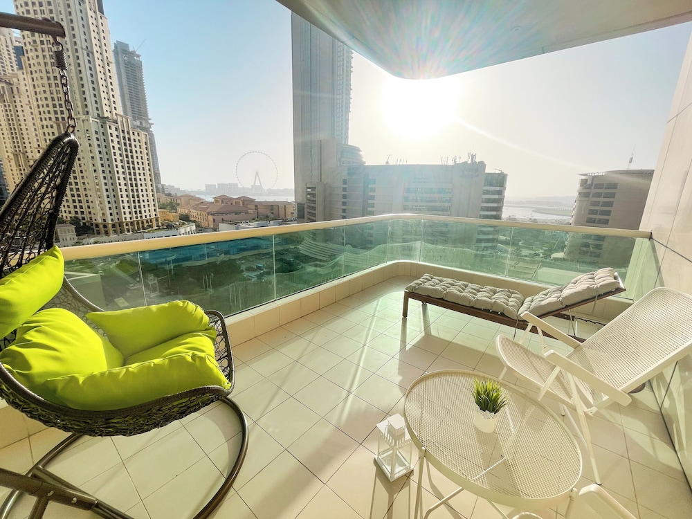 modern studio at royal oceanic jbr by deluxe holiday homes