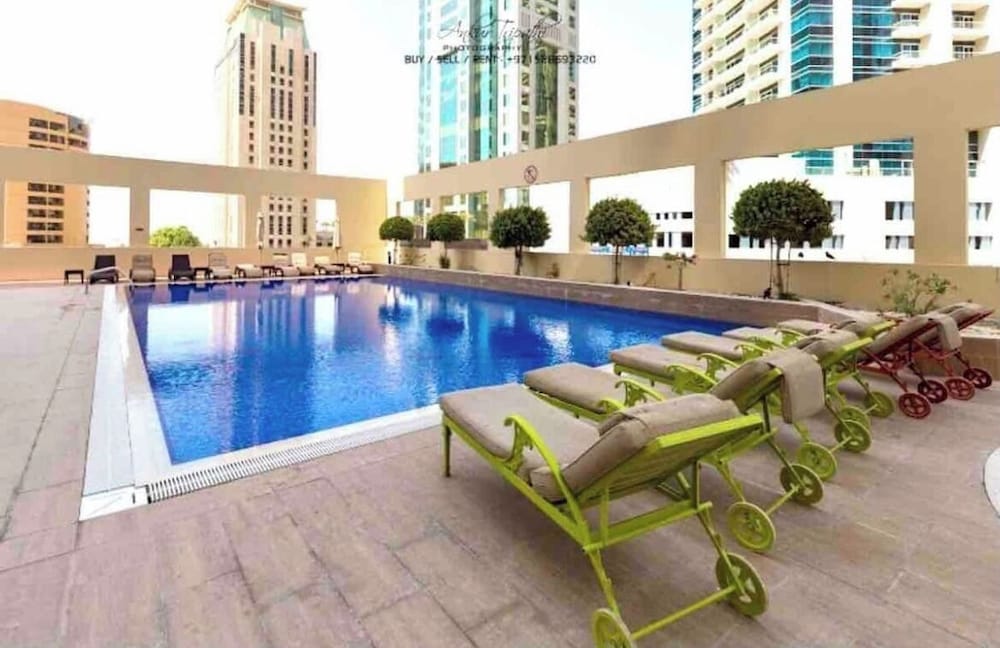 modern studio at royal oceanic jbr by deluxe holiday homes
