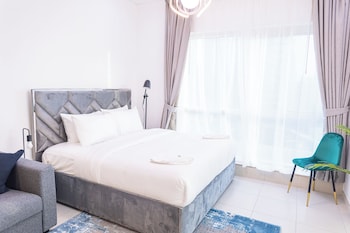 modern studio at royal oceanic jbr by deluxe holiday homes