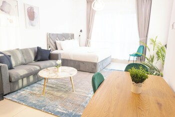 modern studio at royal oceanic jbr by deluxe holiday homes