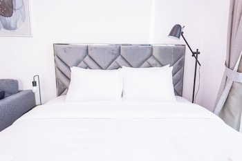 modern studio at royal oceanic jbr by deluxe holiday homes