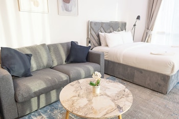 modern studio at royal oceanic jbr by deluxe holiday homes