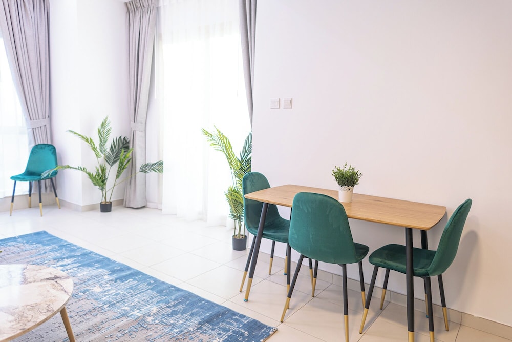 modern studio at royal oceanic jbr by deluxe holiday homes