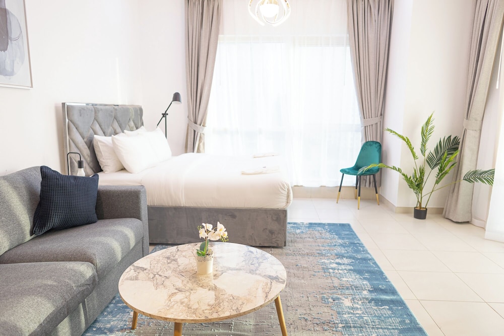 modern studio at royal oceanic jbr by deluxe holiday homes