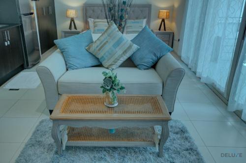 modern studio at royal oceanic jbr by deluxe holiday homes