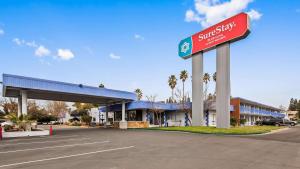 Surestay Plus Hotel By Best Western Sacramento Cal Expo,El Dorado Hills>>Arden-Arcade,3 star