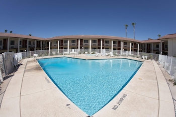 premier inns metro center