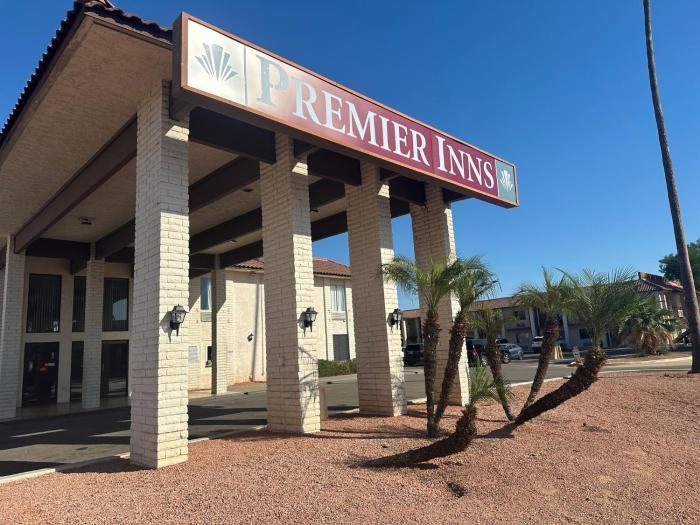 premier inns metro center