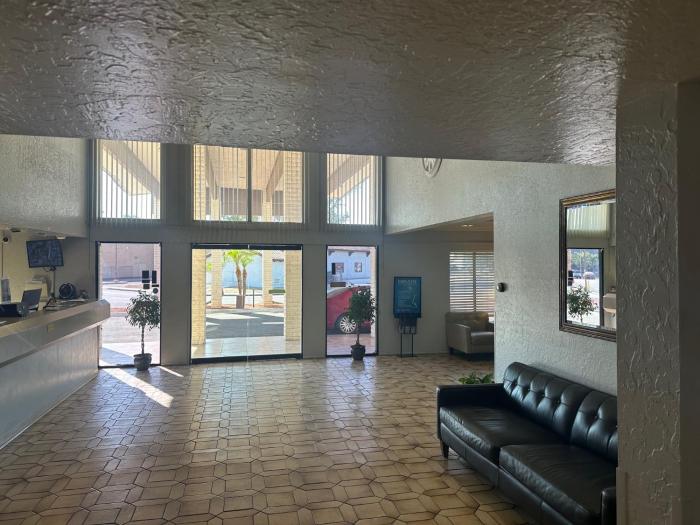 premier inns metro center