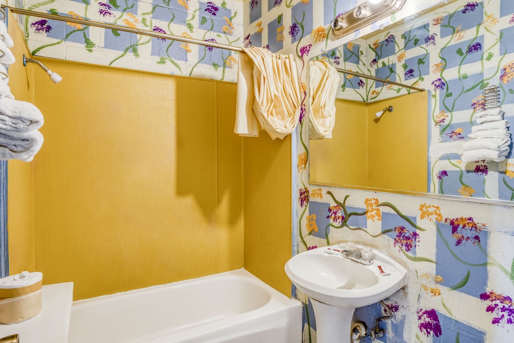 oyo oasis motel las vegas i 15