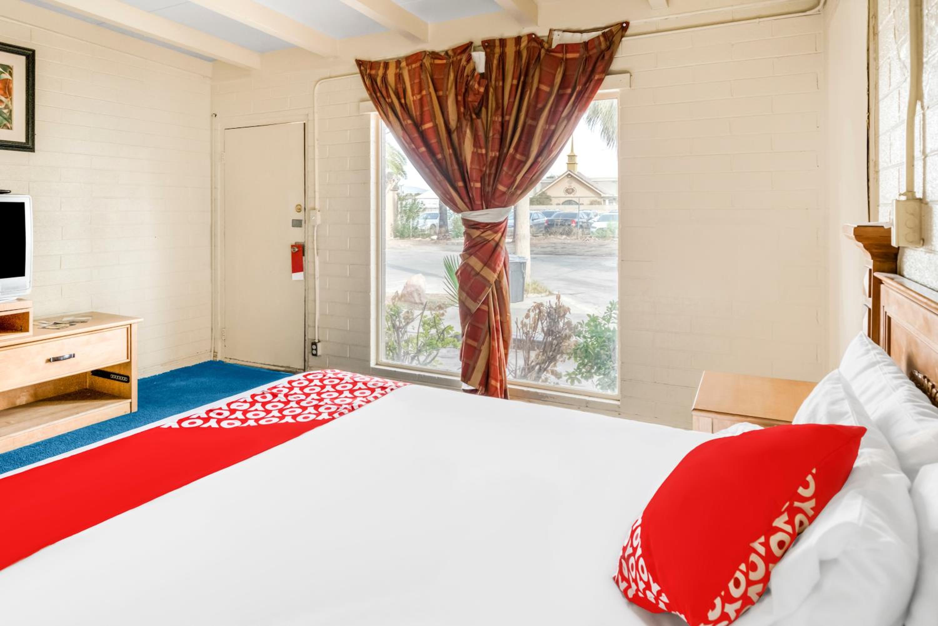 oyo oasis motel las vegas i 15