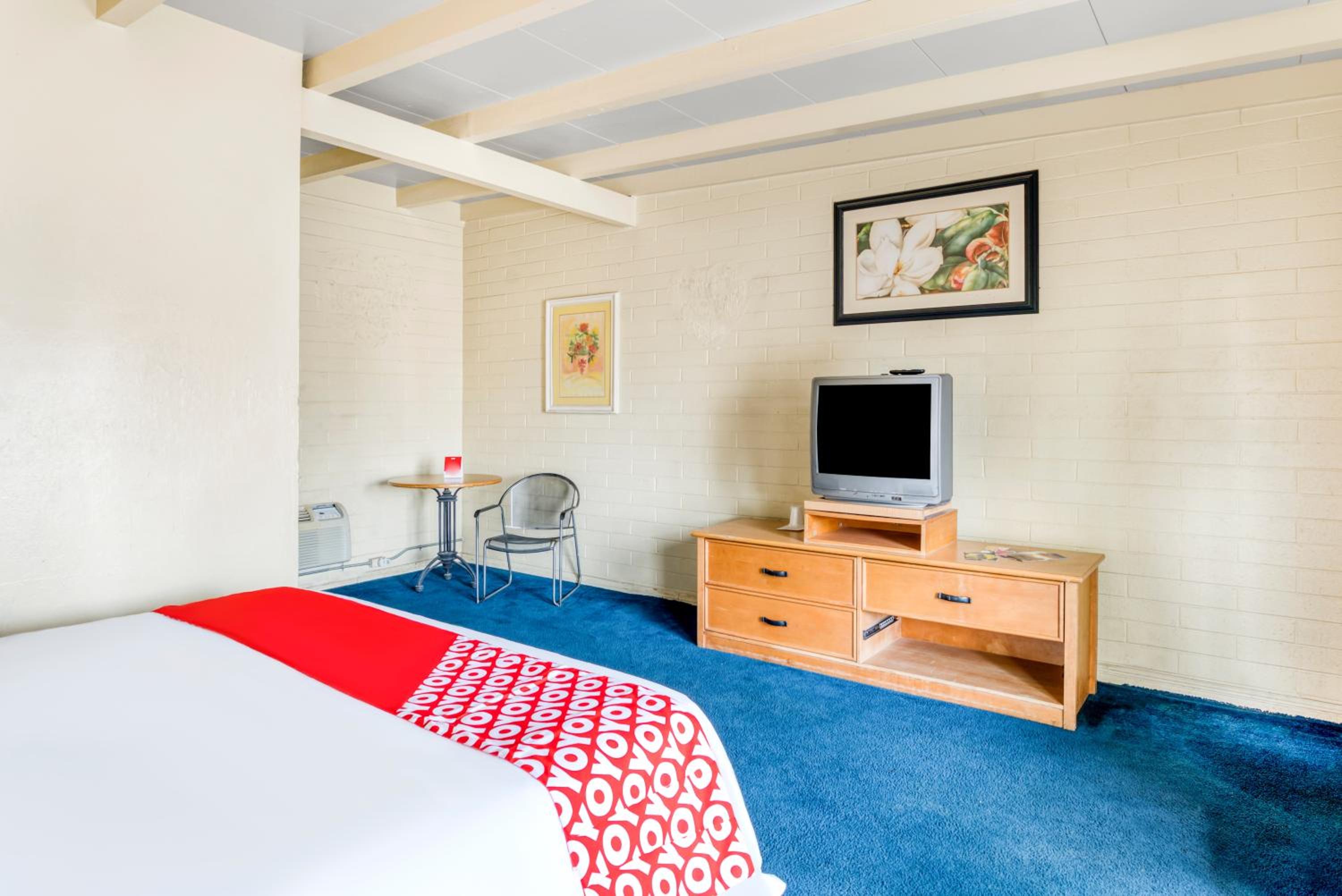 oyo oasis motel las vegas i 15