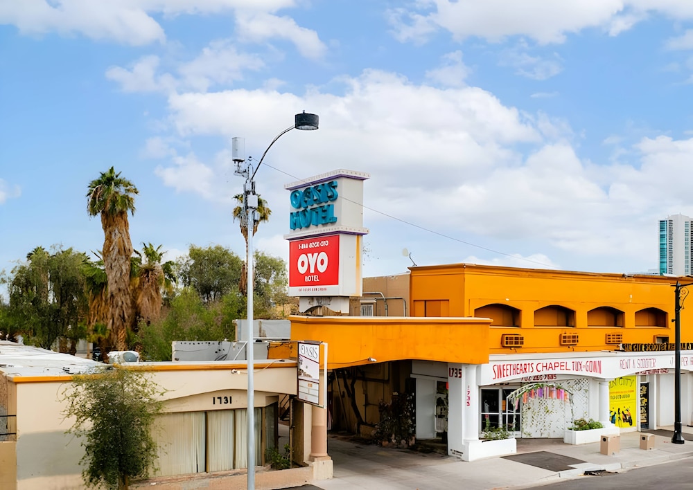 oyo oasis motel las vegas i 15