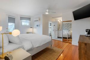 The Shore House,Narragansett Pier>>Narragansett,3 star