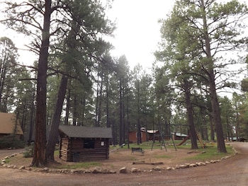 Arizona Mountain Inn And Cabins,Near Coconino Community College,3 star