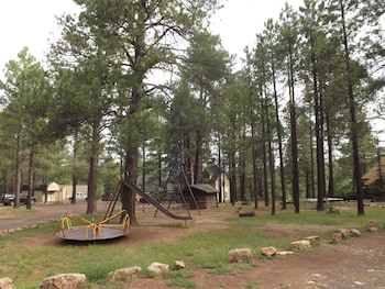 Arizona Mountain Inn And Cabins,Near Coconino Community College,3 star