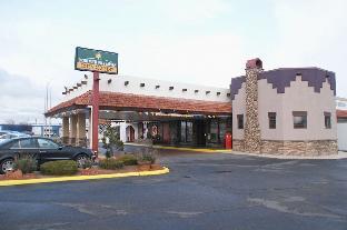 brentwood inn and garden