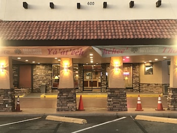 brentwood inn and garden