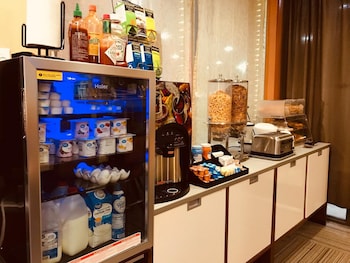 brentwood inn and garden